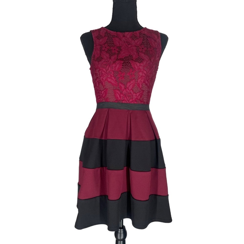 Speechless - Red Dress - Mid - Small - Picture 3 of 12